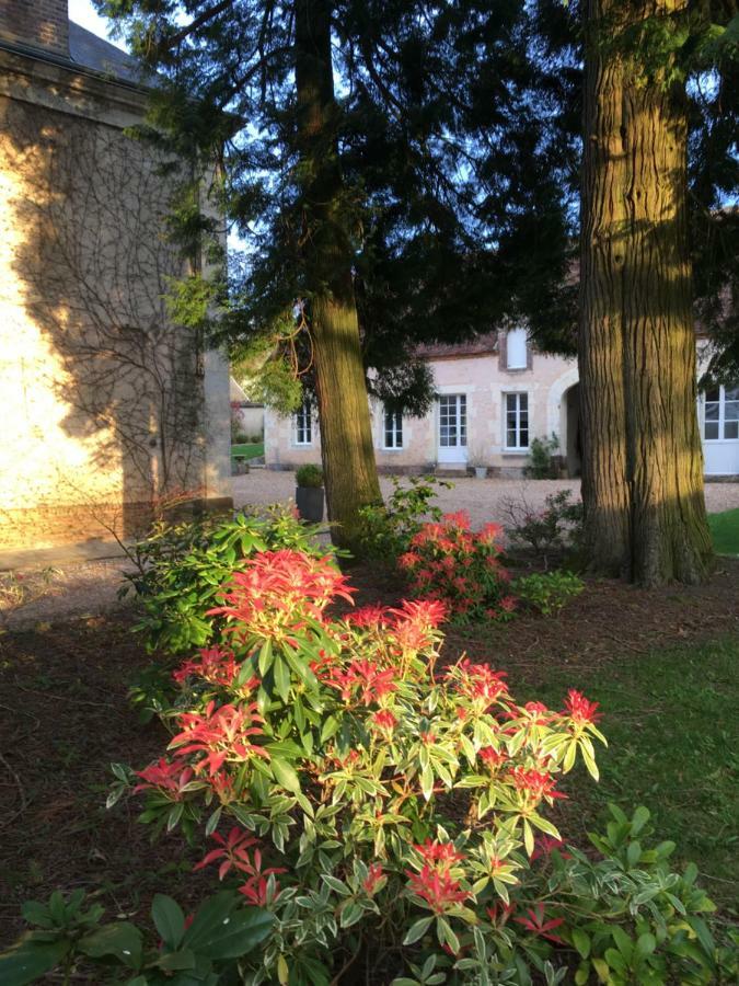 Les Couleurs Du Verger Beaumont-les-Autels Екстериор снимка